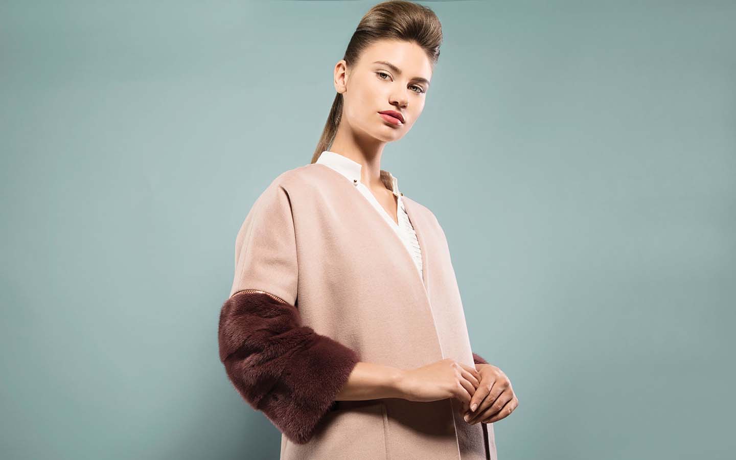 Book a transfer to the salon of leather and fur "Denver" Antalya Shopping